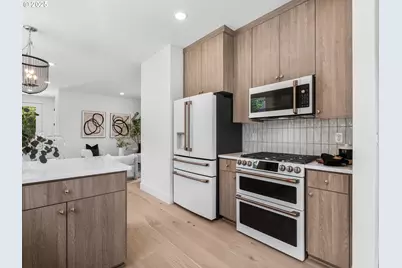 4770 NE 18th Ave, Portland, OR 97211 - Photo 17