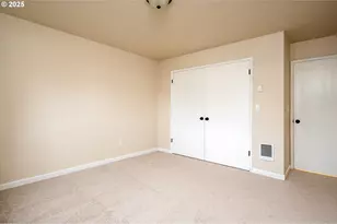 10090 SW Beaverton Hillsdale Hwy, Beaverton, OR 97005 - Photo 29