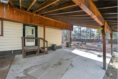 16157 Elkhorn Ln, La Pine, OR 97739 - Photo 9