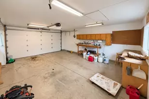 1231 N St, Springfield, OR 97477 - Photo 5