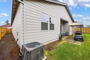 1633 Zoe Ave, Eugene, OR 97404 - Photo 39