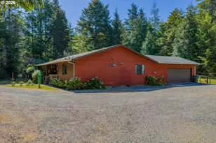 88848 Sunny Loop Ln, Bandon, OR 97411 - Photo 3