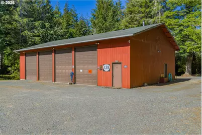 88848 Sunny Loop Ln, Bandon, OR 97411 - Photo 11