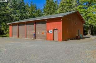 88848 Sunny Loop Ln, Bandon, OR 97411 - Photo 11