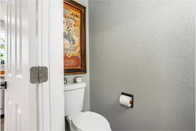 796 S R St, Cottage Grove, OR 97424 - Photo 13