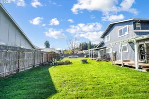 796 S R St, Cottage Grove, OR 97424 - Photo 27