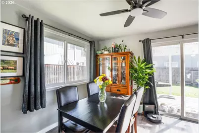 796 S R St, Cottage Grove, OR 97424 - Photo 7