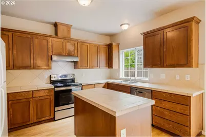 1988 NE 54th Way, Hillsboro, OR 97124 - Photo 15