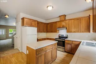 1988 NE 54th Way, Hillsboro, OR 97124 - Photo 13