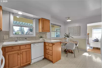 1023 NE 172nd Ave, Portland, OR 97230 - Photo 11