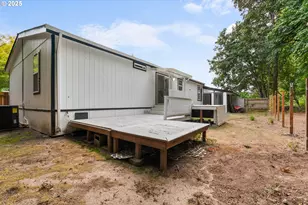 17649 S Greenfield Dr, Oregon City, OR 97045 - Photo 29