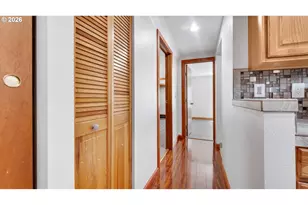 906 SW Alder St, Dundee, OR 97115 - Photo 13