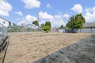 25017 Dunham Ave, Veneta, OR 97487 - Photo 35