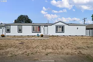 25017 Dunham Ave, Veneta, OR 97487 - Photo 5