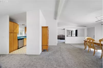 25017 Dunham Ave, Veneta, OR 97487 - Photo 19