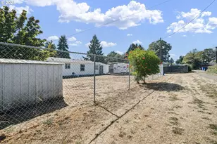 25017 Dunham Ave, Veneta, OR 97487 - Photo 41