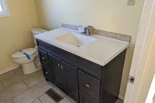 1380 Detroit St, Elgin, OR 97827 - Photo 17