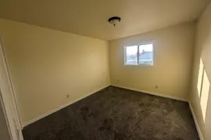 1380 Detroit St, Elgin, OR 97827 - Photo 9