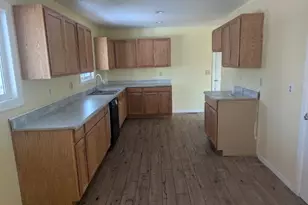 1380 Detroit St, Elgin, OR 97827 - Photo 5