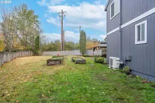 108 NE Powderhorn Dr, Corvallis, OR 97330 - Photo 35