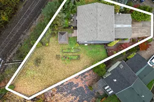 108 NE Powderhorn Dr, Corvallis, OR 97330 - Photo 43