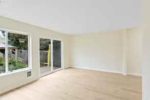 108 NE Powderhorn Dr, Corvallis, OR 97330 - Photo 17