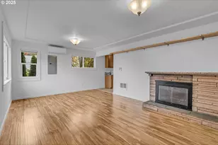 14406 E Burnside St, Portland, OR 97233 - Photo 11