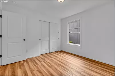 14406 E Burnside St, Portland, OR 97233 - Photo 29