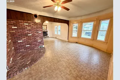 826 E 15th St, The Dalles, OR 97058 - Photo 15