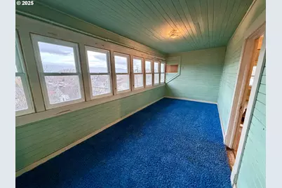 826 E 15th St, The Dalles, OR 97058 - Photo 33