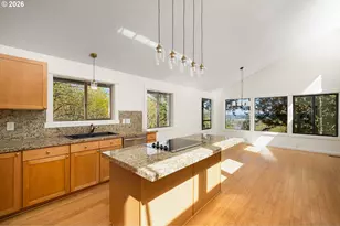 5844 SW Ralston Dr, Portland, OR 97239 - Photo 7