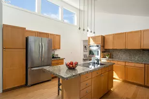 5844 SW Ralston Dr, Portland, OR 97239 - Photo 5
