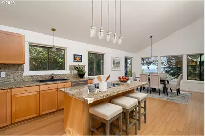 5844 SW Ralston Dr, Portland, OR 97239 - Photo 7