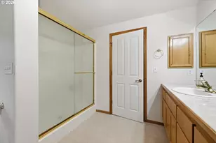 3362 Bentley Ave, Eugene, OR 97405 - Photo 29