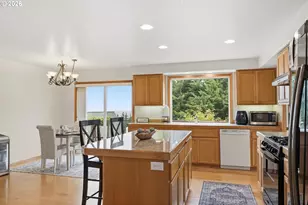 3362 Bentley Ave, Eugene, OR 97405 - Photo 11