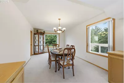 3362 Bentley Ave, Eugene, OR 97405 - Photo 9