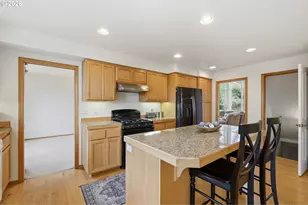 3362 Bentley Ave, Eugene, OR 97405 - Photo 13