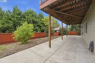 3362 Bentley Ave, Eugene, OR 97405 - Photo 41