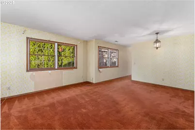 8635 NW Ash St, Portland, OR 97229 - Photo 17