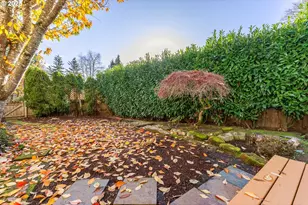 8635 NW Ash St, Portland, OR 97229 - Photo 33