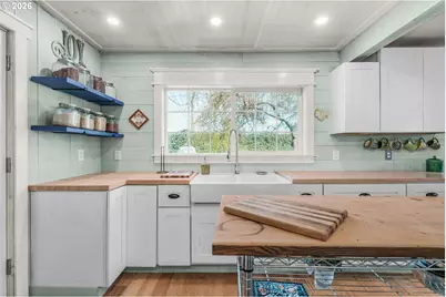 55314 Rosa Rd, Bandon, OR 97411 - Photo 9