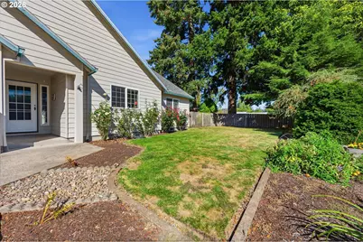 18260 SE River Rd, Milwaukie, OR 97267 - Photo 29