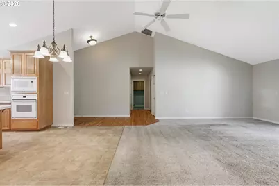 18260 SE River Rd, Milwaukie, OR 97267 - Photo 15