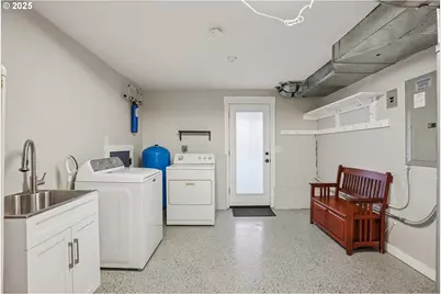 13300 NE Whitlow Ln, Newberg, OR 97132 - Photo 29