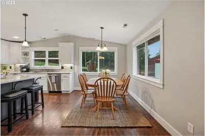 13300 NE Whitlow Ln, Newberg, OR 97132 - Photo 9