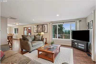 13300 NE Whitlow Ln, Newberg, OR 97132 - Photo 11
