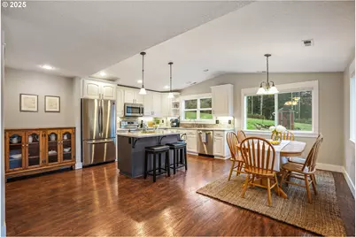 13300 NE Whitlow Ln, Newberg, OR 97132 - Photo 7