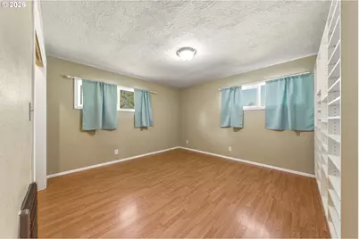 636 Pierce St, Milton-Freewater, OR 97862 - Photo 13