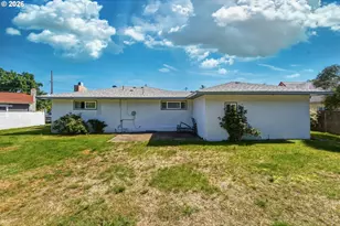636 Pierce St, Milton-Freewater, OR 97862 - Photo 27