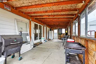 314 S Wayne Rd, Tygh Valley, OR 97063 - Photo 25
